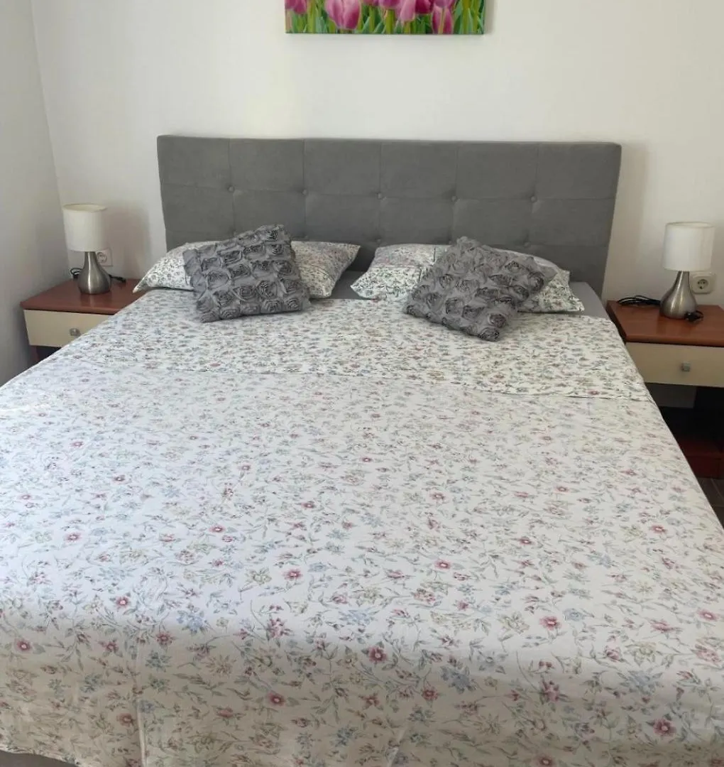 Apartments Sandra Krusevo  0*, Krusevo (Zadar) Croatia